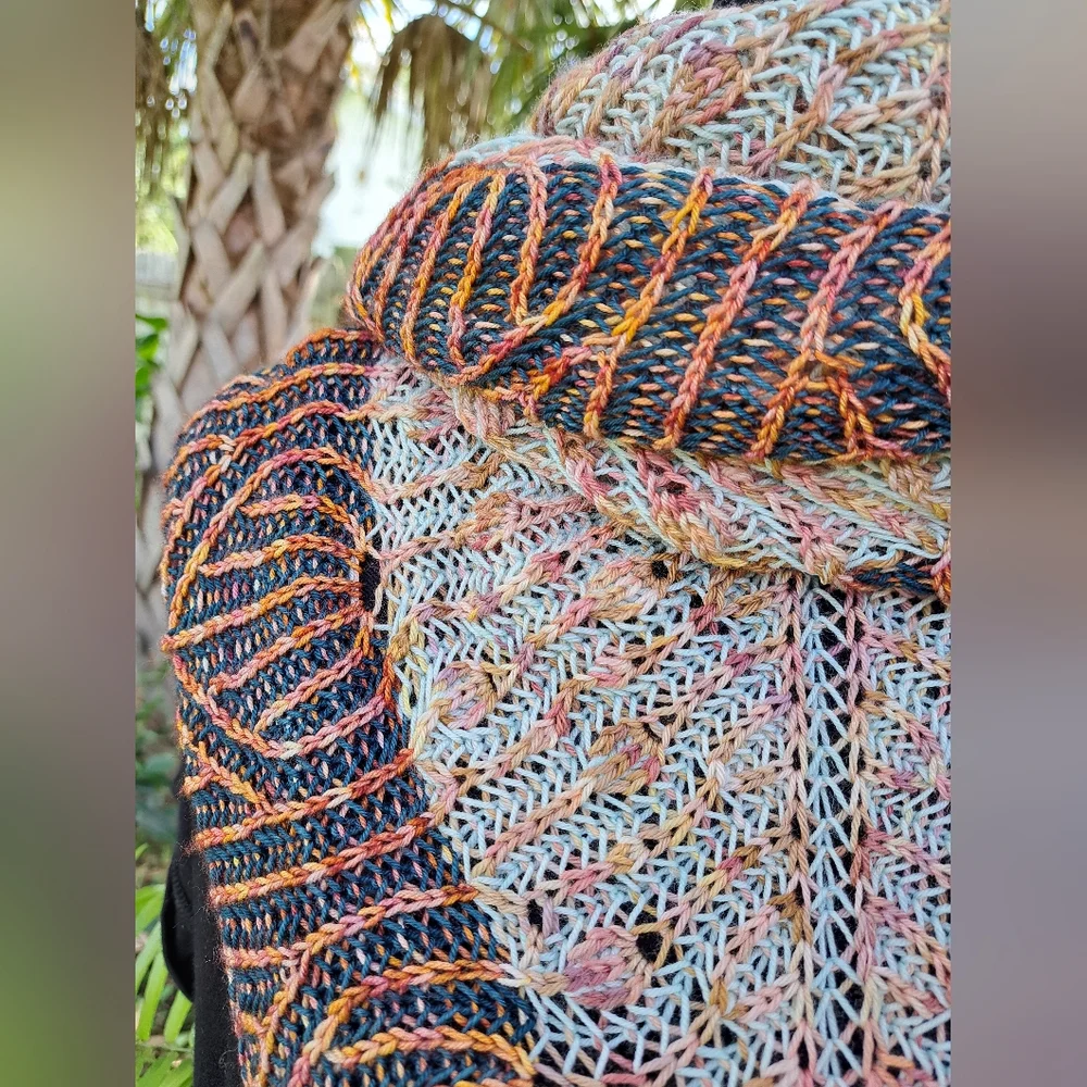 Hand Crafted OOAK Avantgarde Contemporary Reversible Knit Shawl Orange Pink - Picture 14 of 16